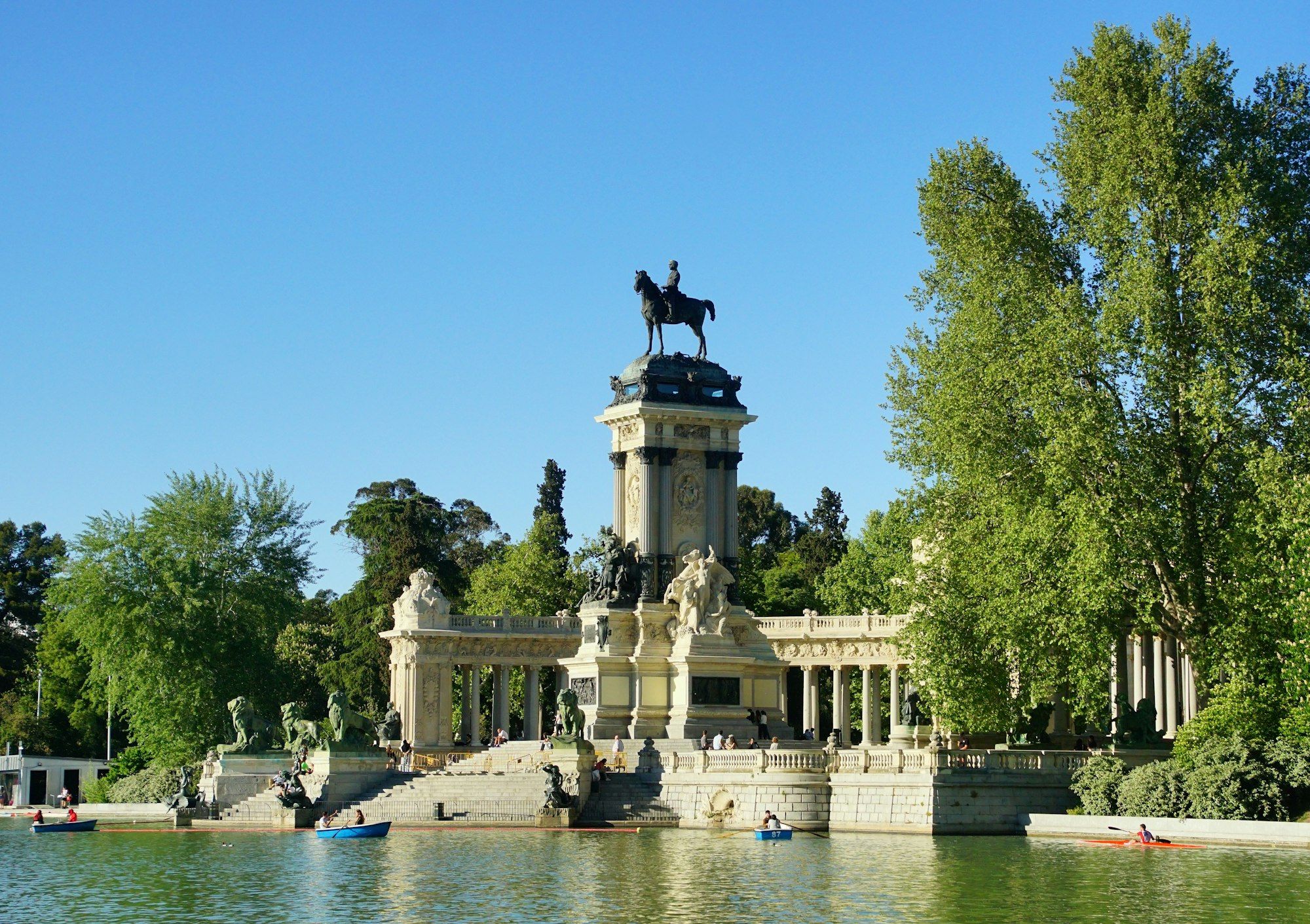 The Palacio de Cristal pond in Retiro Park