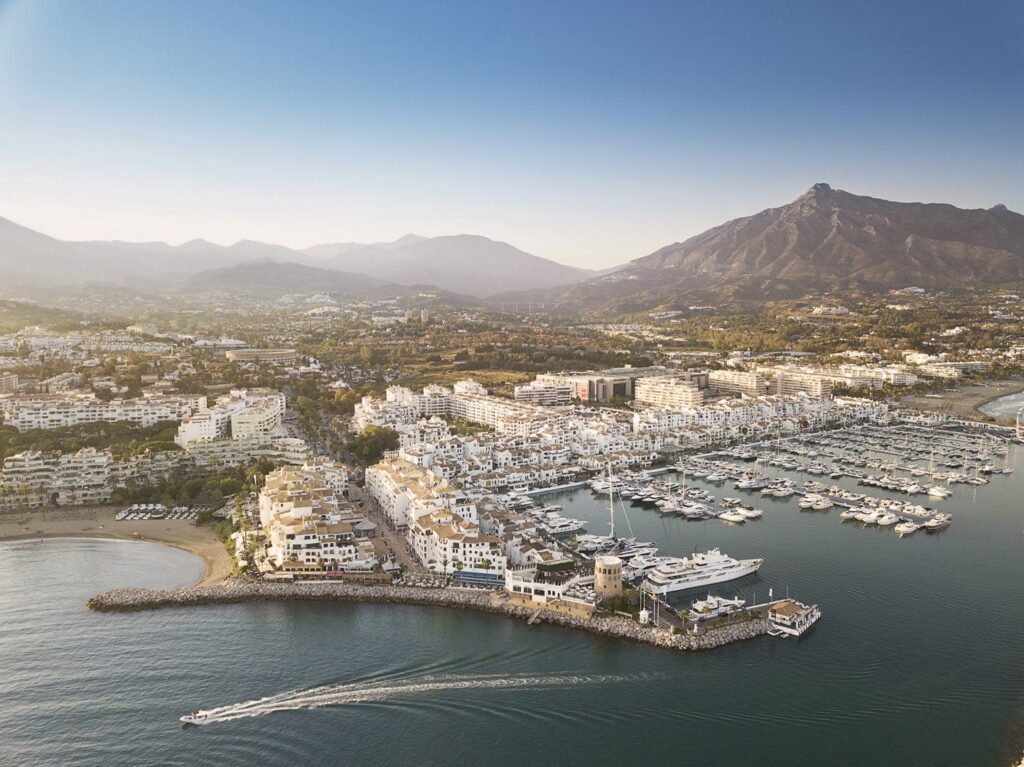 Luxury Boutiques in Puerto Banús Record Nearly 9% Sales Growth This Summer